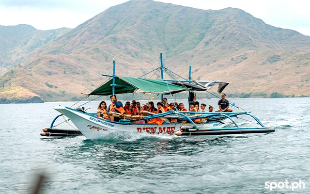 Boat ride to Nagsasa Cove